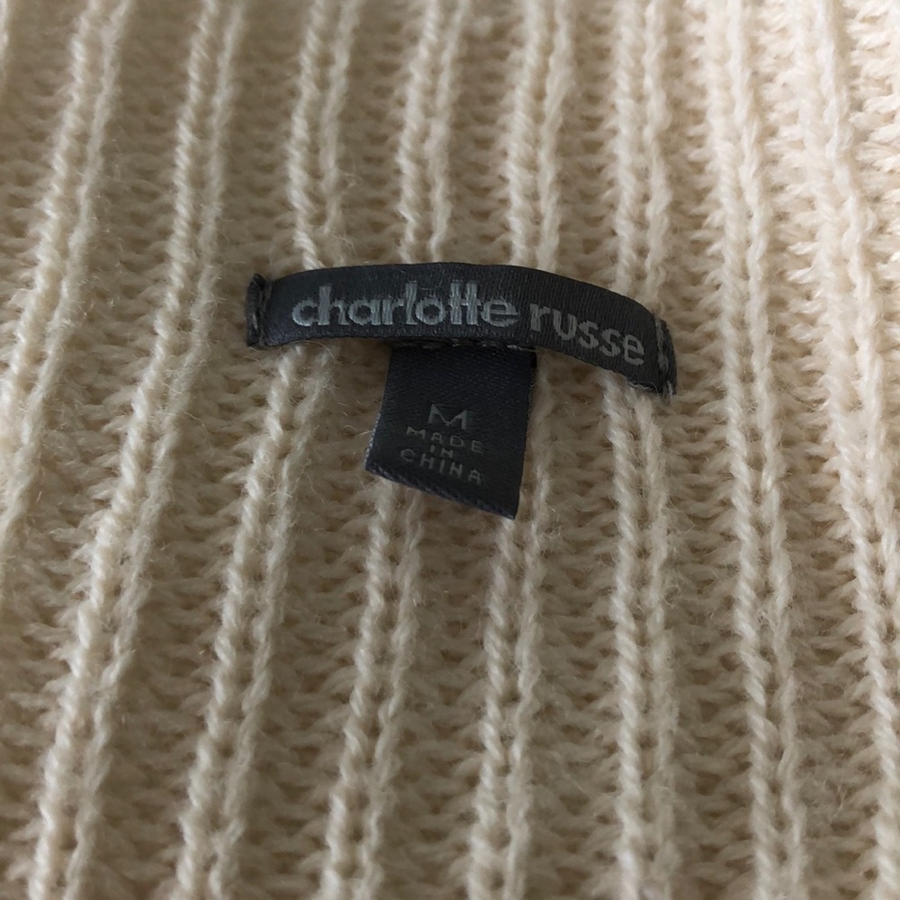 🌼 Slouchy Cream Sweater - Picture 3 of 5